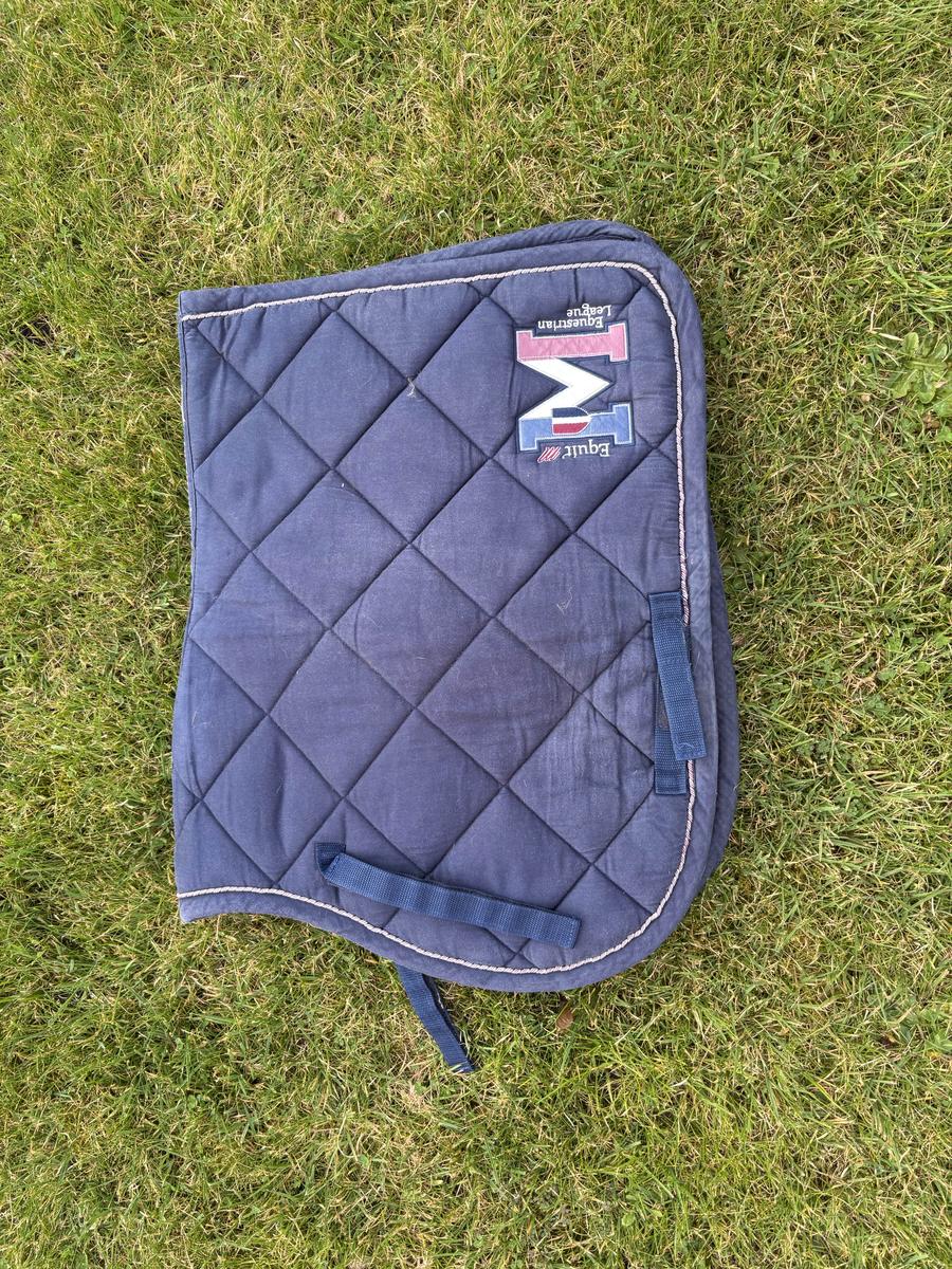 tapis equitheme bleu marine