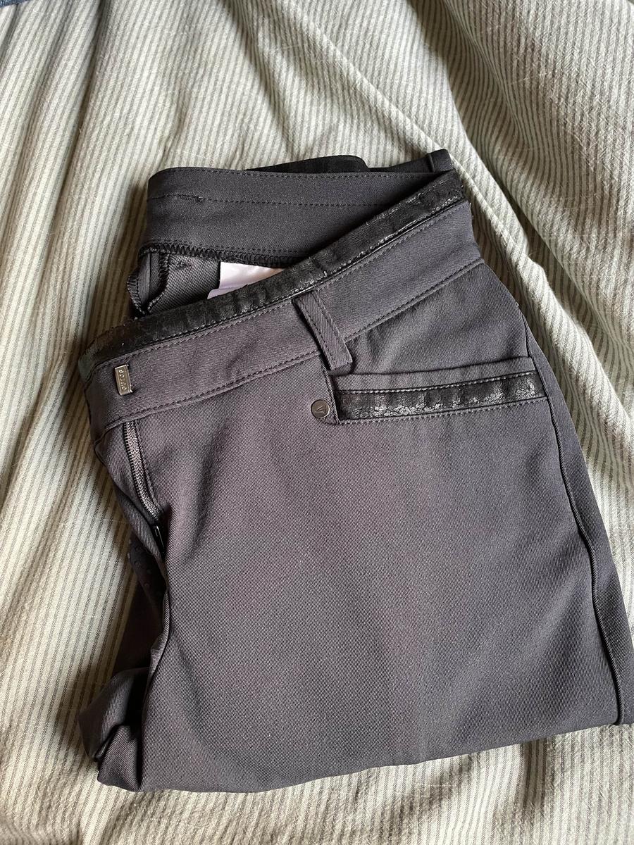 pantalon gris