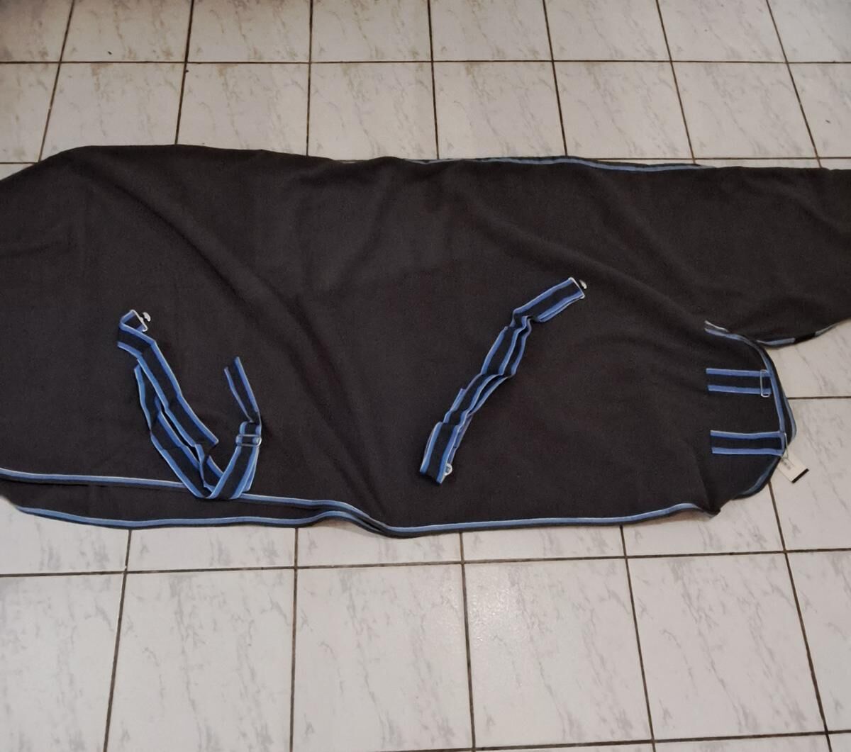 couverture equithème jamais utilisé