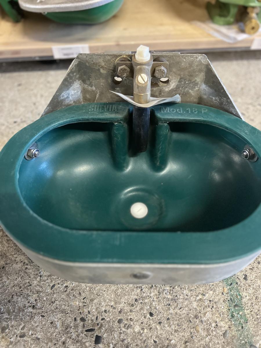 ABREUVOIR SUEVIA 18P