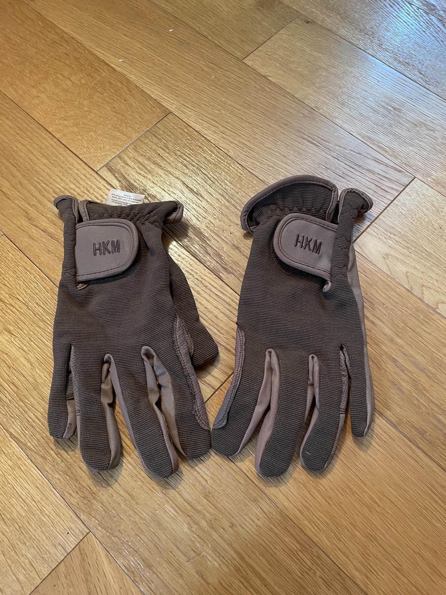 paire de gant HKM