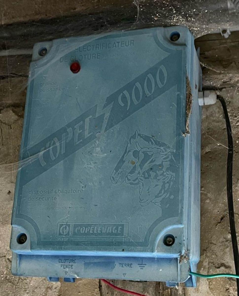 batterie sur secteur