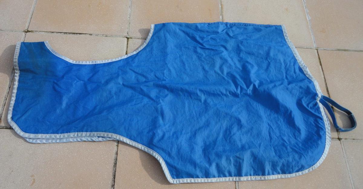 Couvre-reins imperméable doublé polaire