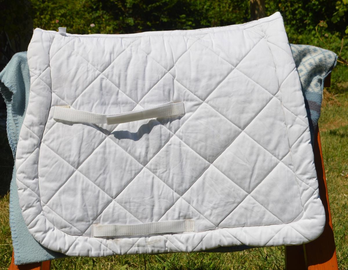 Tapis de selle Equi-Thème dressage