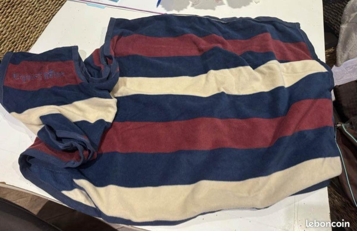 couvre reins polaire