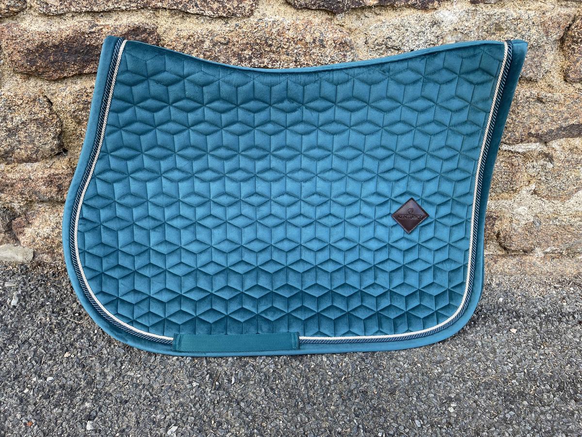 tapis velvet émeraude Kentucky