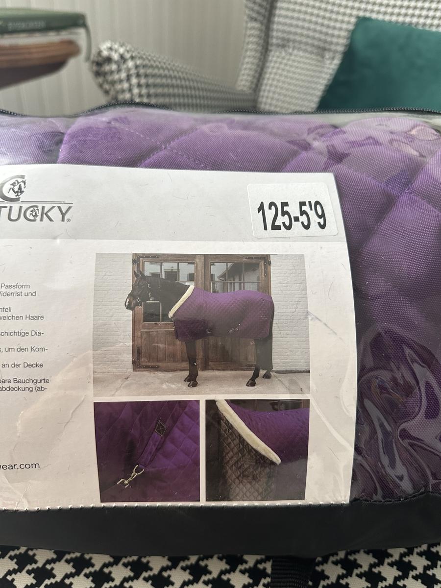 Couverture d’écurie violette