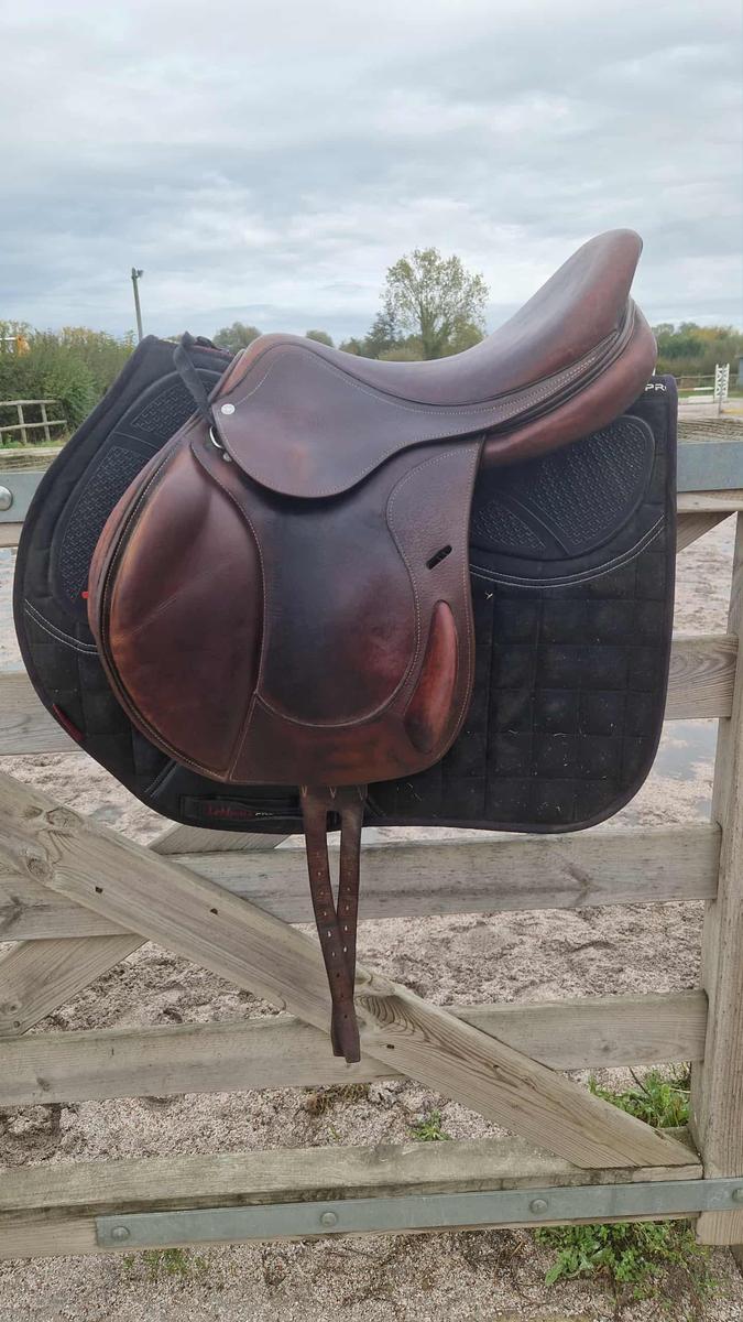 Selle Antarès 17.5 SIGNATURE monoquartier