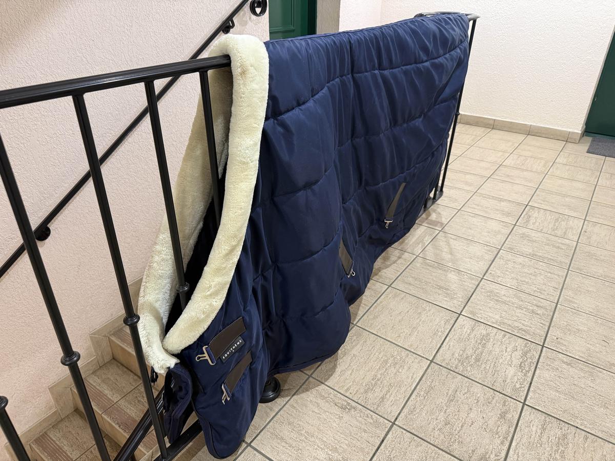 Couverture d’écurie Equitheme Teddy 200mg - 145cm