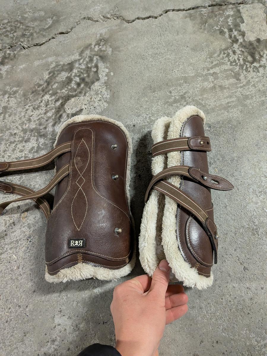 GUETRES CUIR MARRON + protège boulet