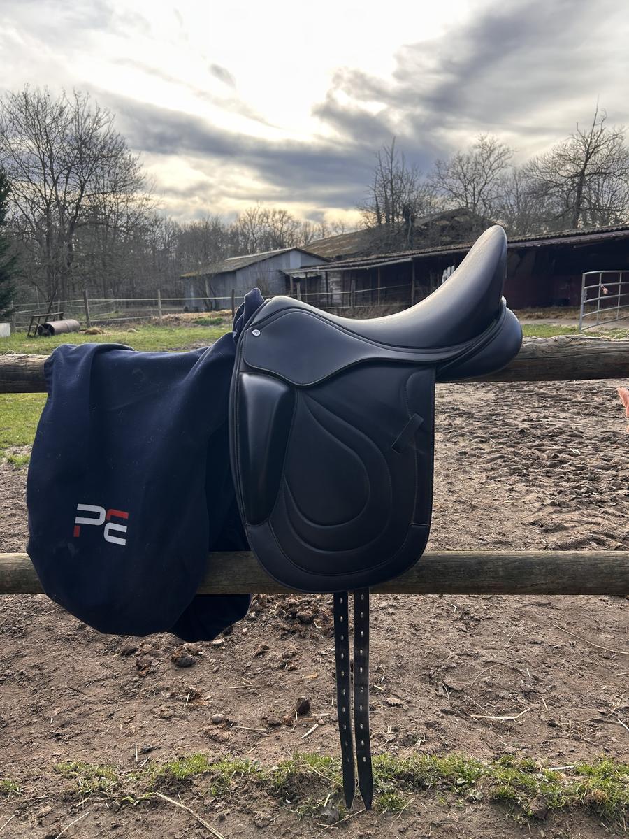 Selle dressage premiere equine