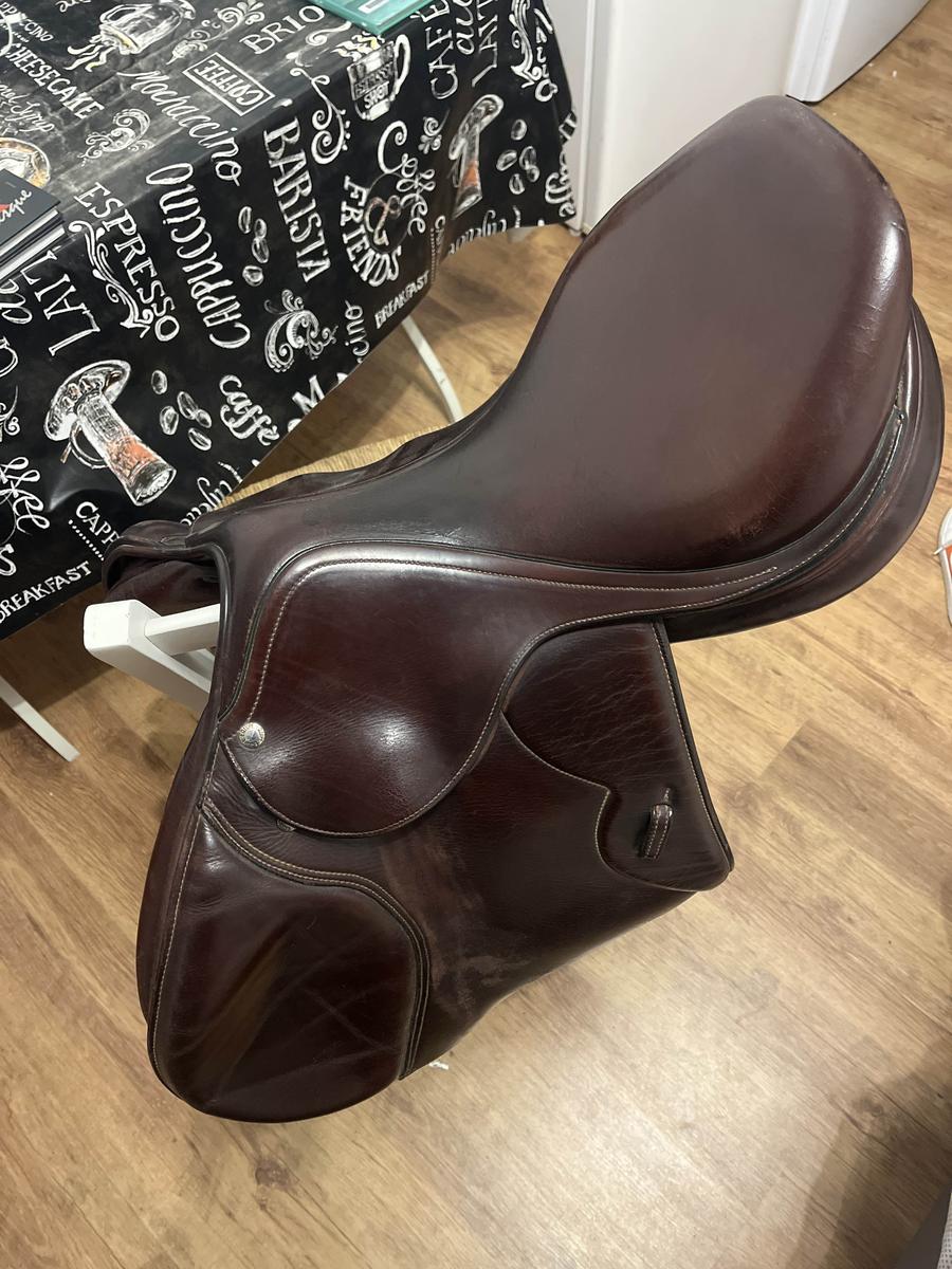 selle cuir marron