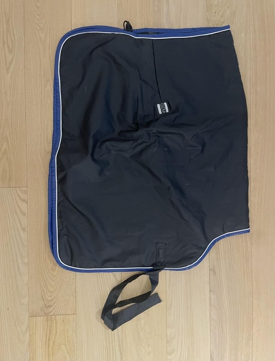 Couvre-rein noir GEM