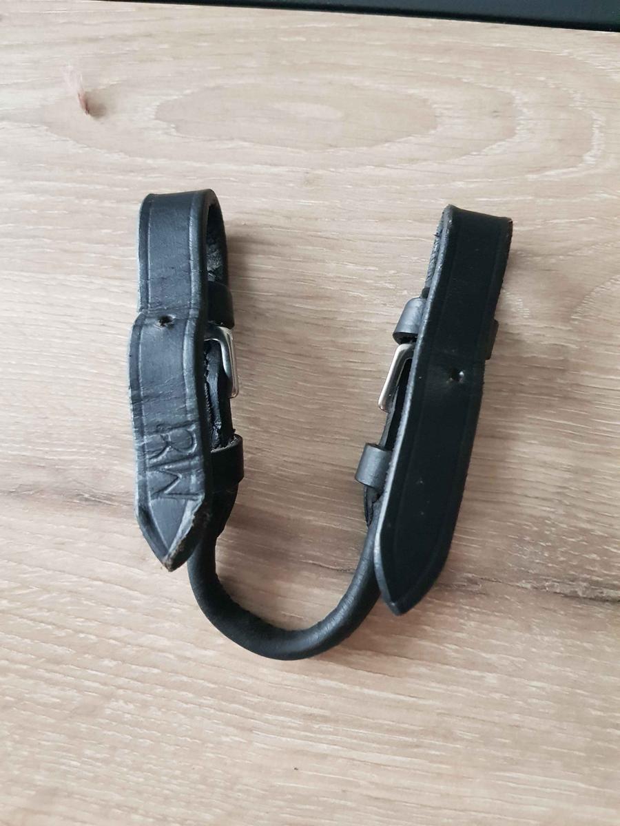 Alliances Riding World noir