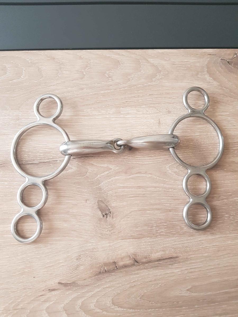 mors pessoa 4 anneaux