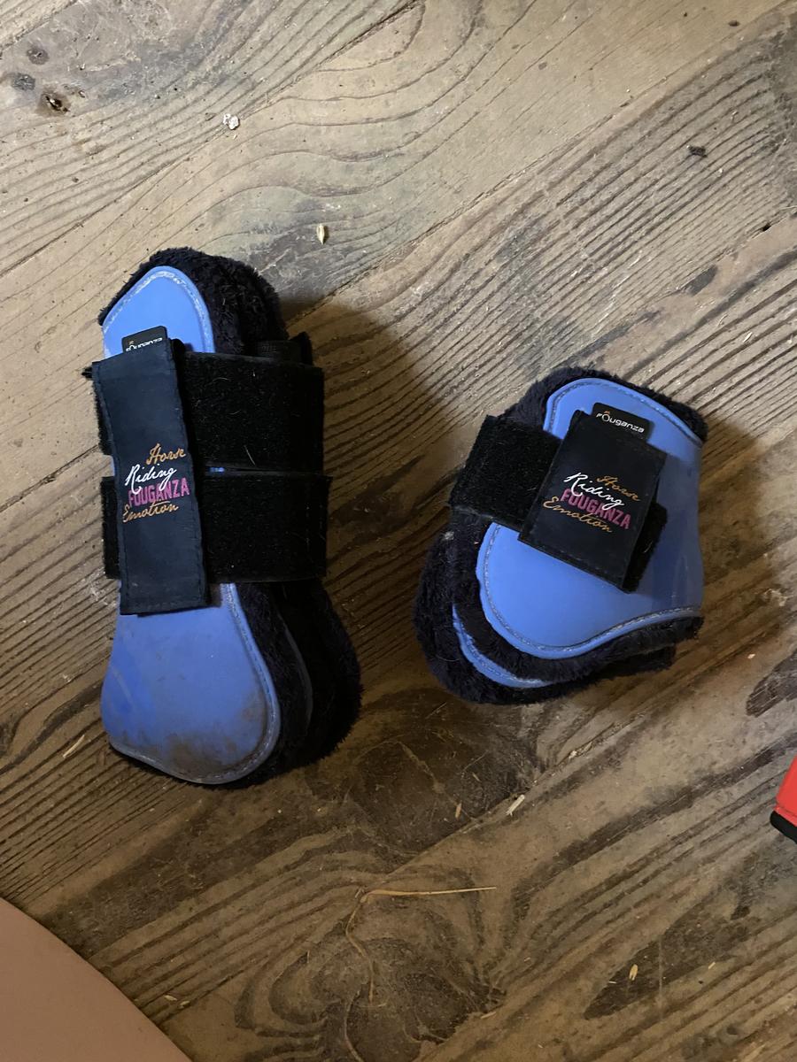 Ensemble guêtres et protèges boulets violet clair