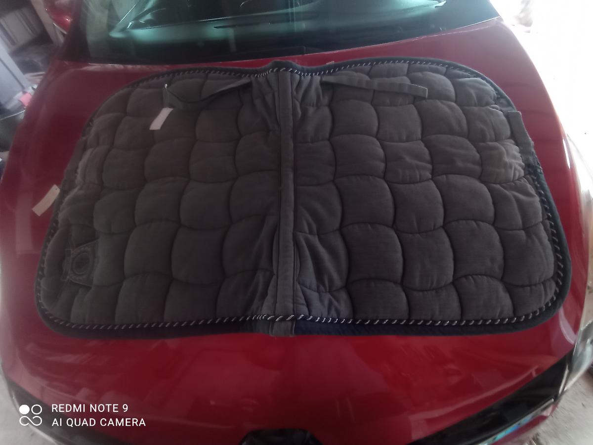 Tapis + bonnet BR gris liseré bleu