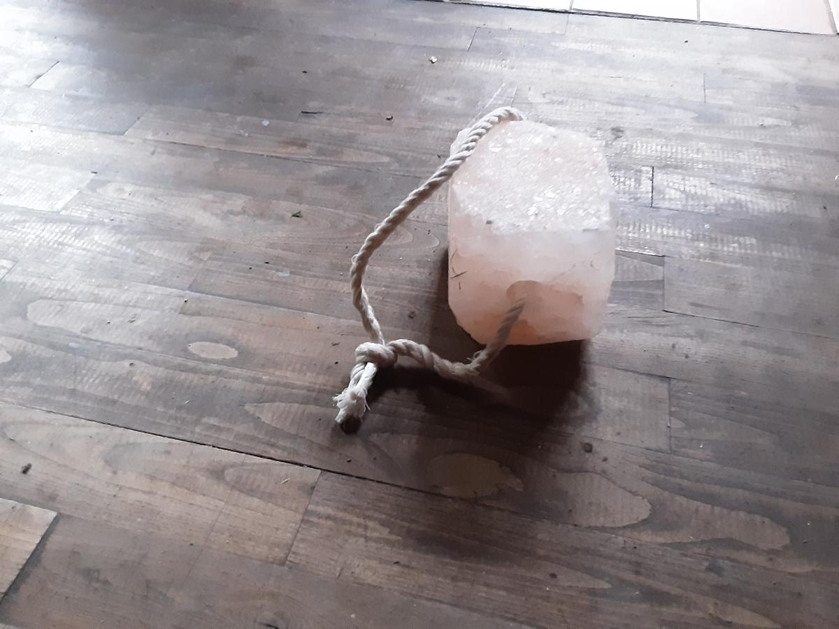 Pierre de sel pour le cheval