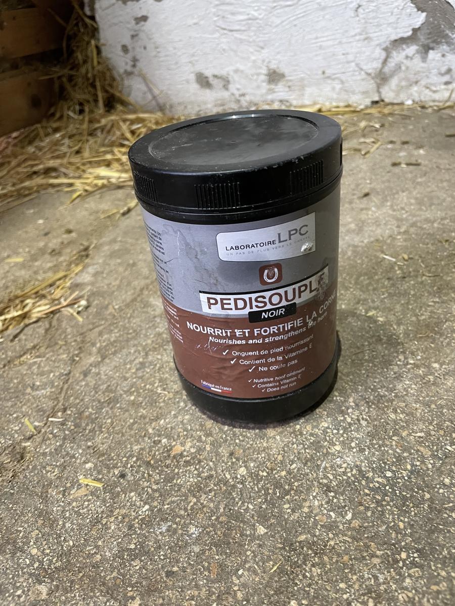 Graisse à pied noir