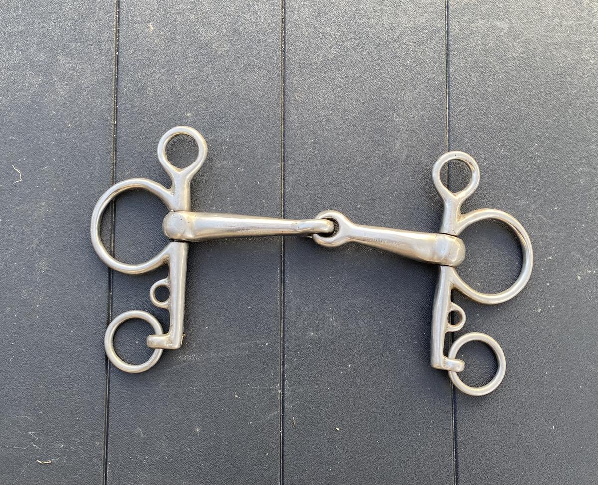 Pelham sans gourmette