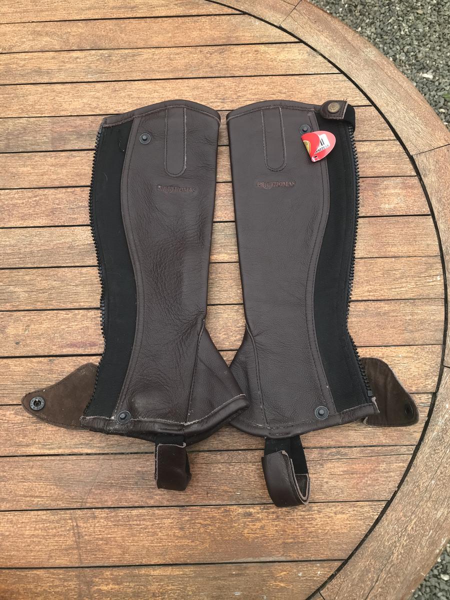 Chaps Eric Thomas Marron XS