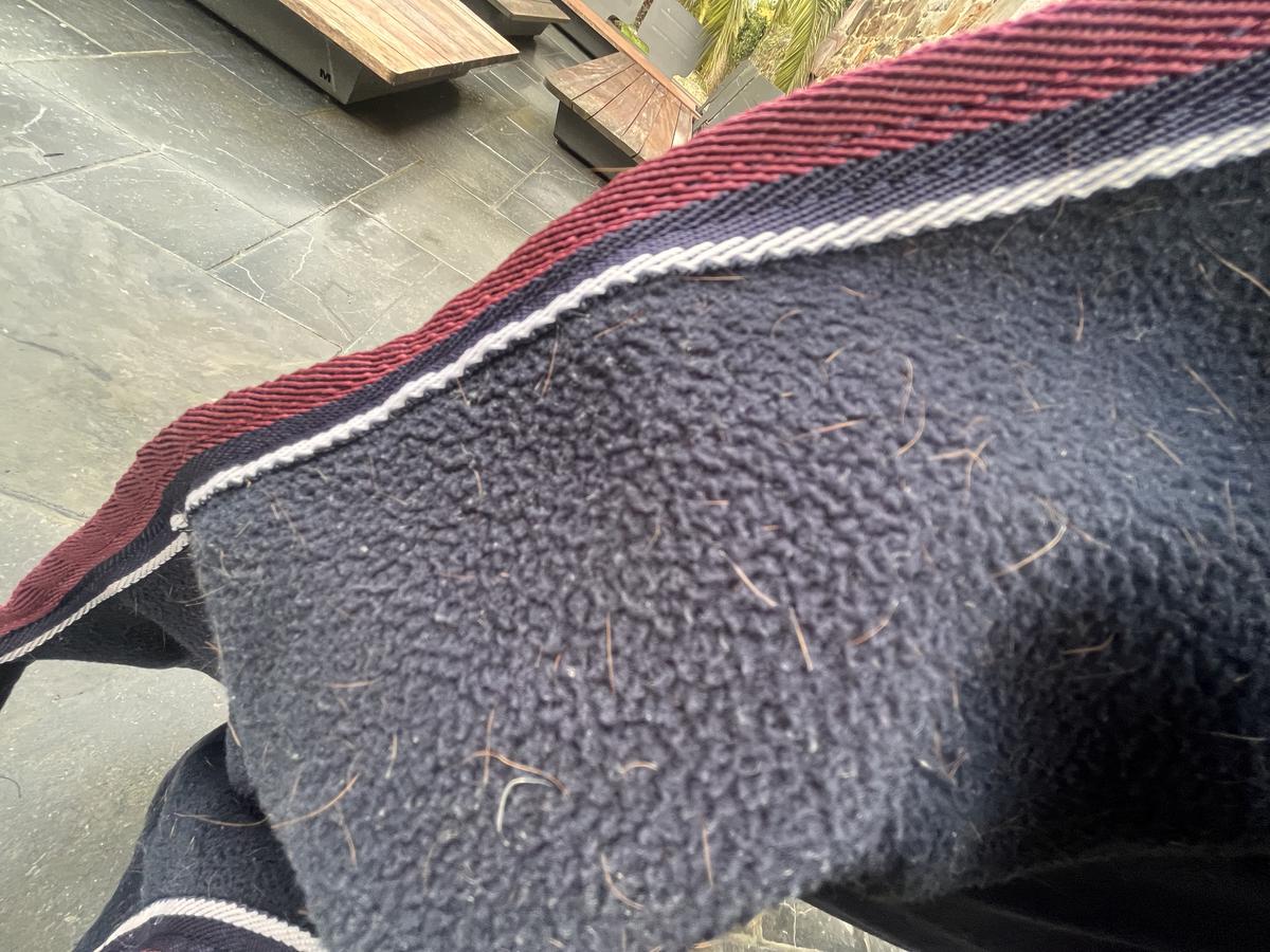 Couvre reins bleu/Bordeaux Equitheme