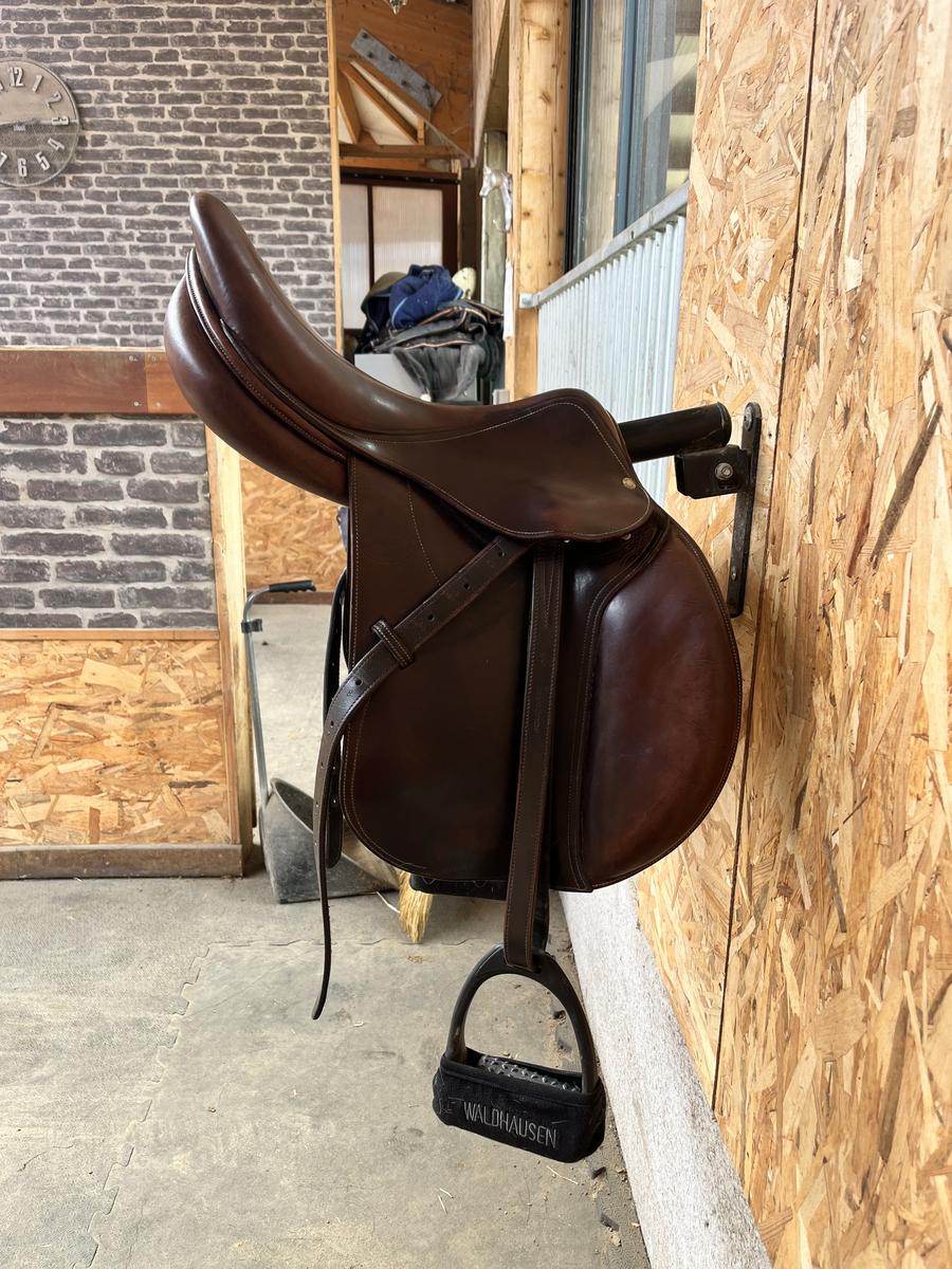 Selle Devoucoux 17,5