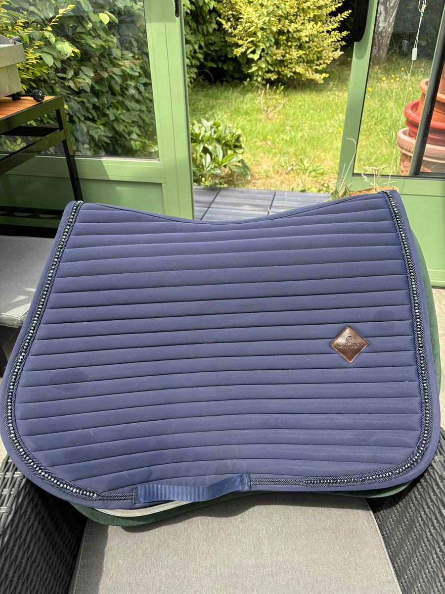 Tapis Kentucky bleu marine