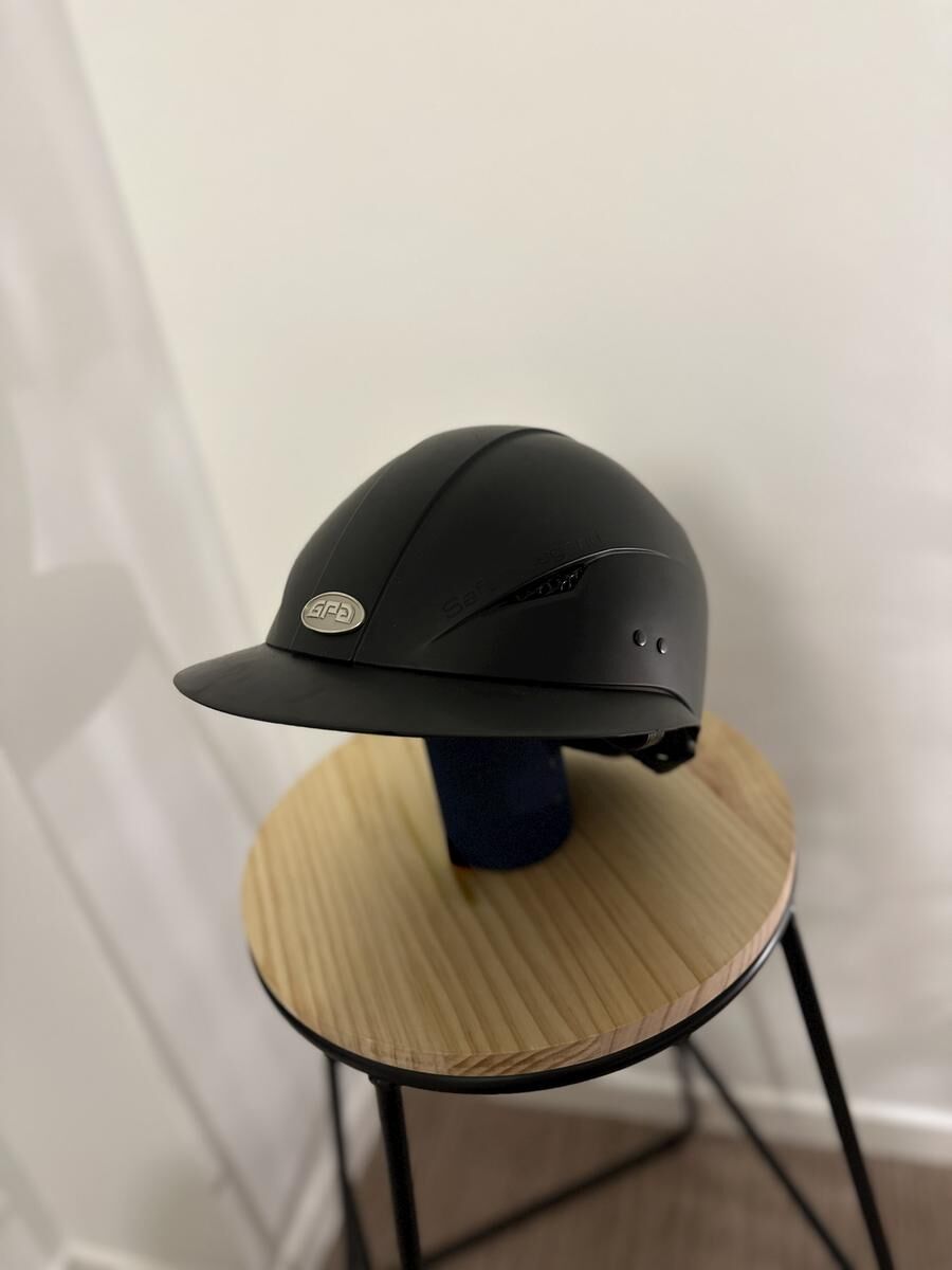 Bombe gpa Little lady mat noir