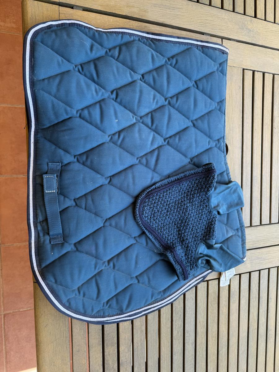Ensemble tapis + bonnet cheval