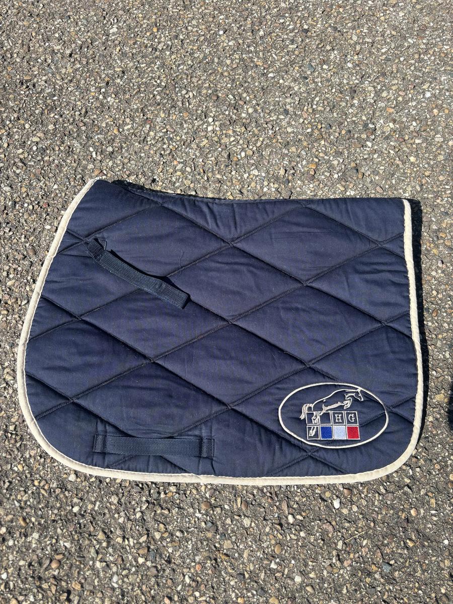 Tapis bleu marine jumpin