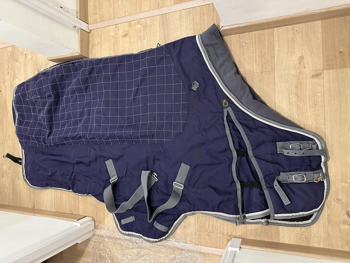 Couverture de box 135cm