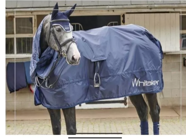 Couverture impermeable pour monter